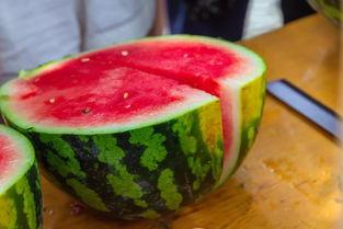 云南学校吃瓜,揭秘校园里的那些“热辣”瞬间