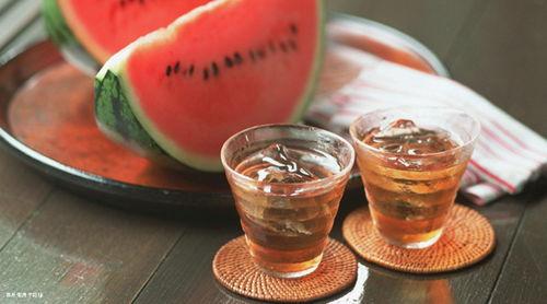 滋阴吃瓜,夏日吃瓜新风尚