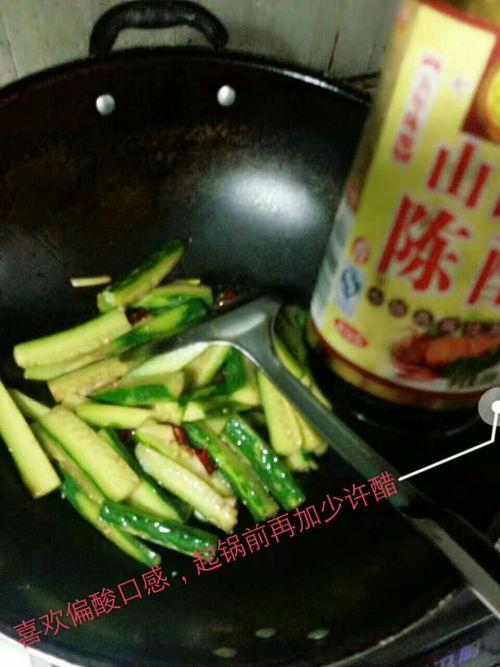 罐装酸瓜怎么吃最好,罐装酸瓜的完美食用指南